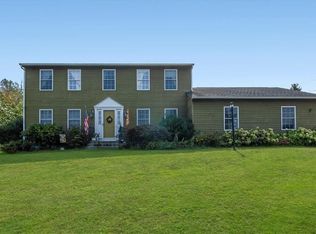 5 Frances Barber Dr, Hope Valley, RI 02832