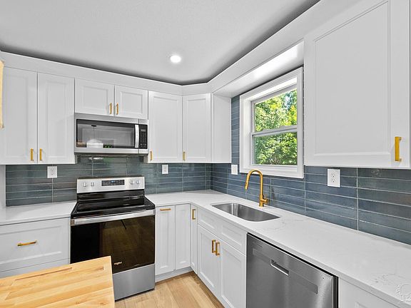 2nd image of 57 De Luna Dr