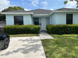 517 L A Kirksey St, West Palm Beach, FL 33407