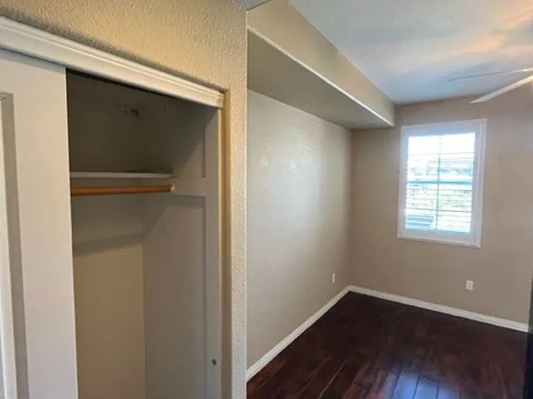 838 Tarragon Ln — Photo 11