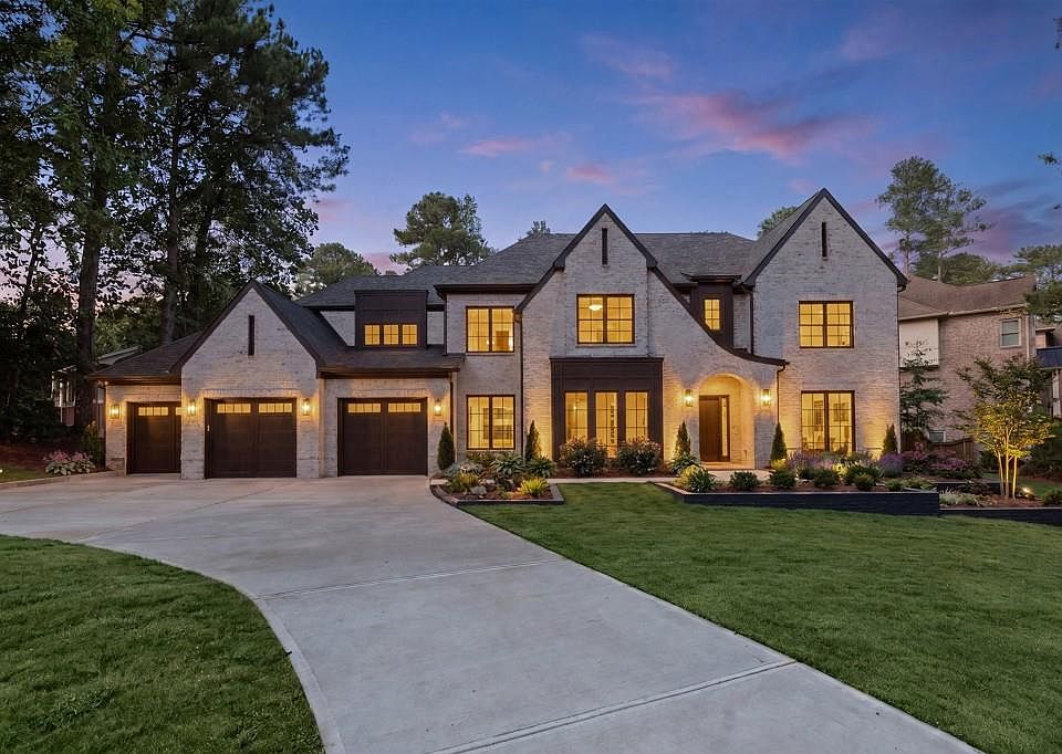 1st image of 329 Mirador Ct