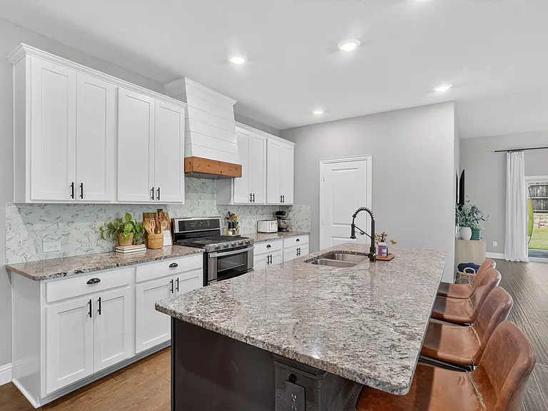 480 Pebble Brook Ln — Photo 14