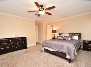 306 Priscilla Ct, Houston, TX 77015