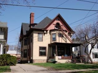 938 Spaight St APT 202, Madison, WI 53703