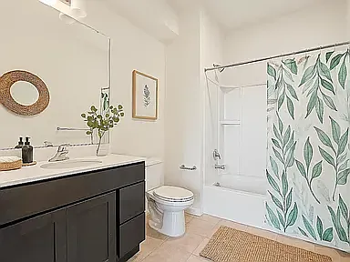 Studio, $1,850 — Photo 4