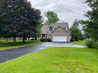 6861 S Raccoon Rd, Canfield, OH 44406