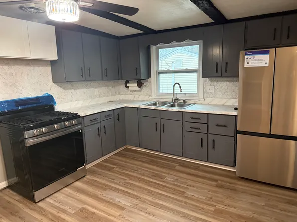 (undisclosed Address), Waterbury, CT 06706