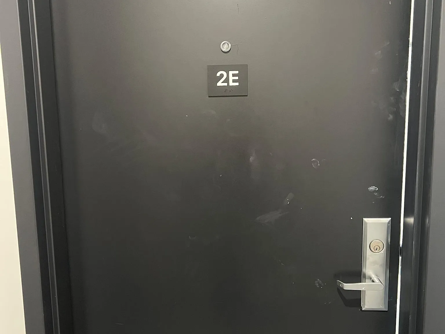 1 bed, 700 sqft, $2,762 — Photo 3