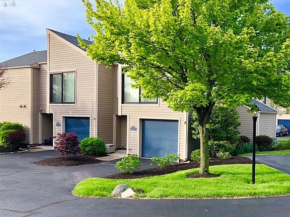 3rd image of 531 N Blue Water Dr