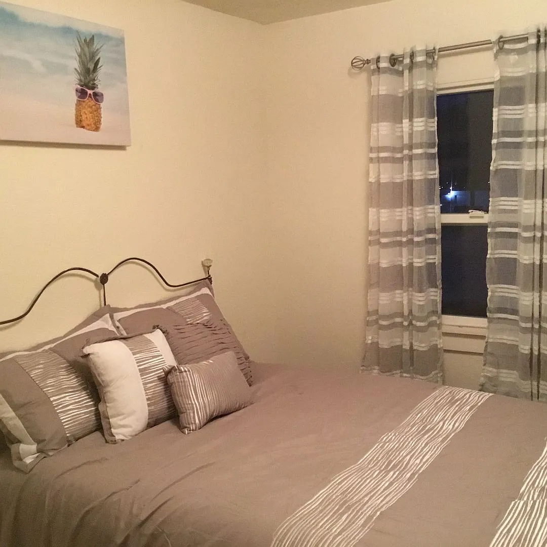 All Utilities Included Unfurnished 3 bedroom, 1 bath triplex located in Kellogg, Idaho. — Photo 1