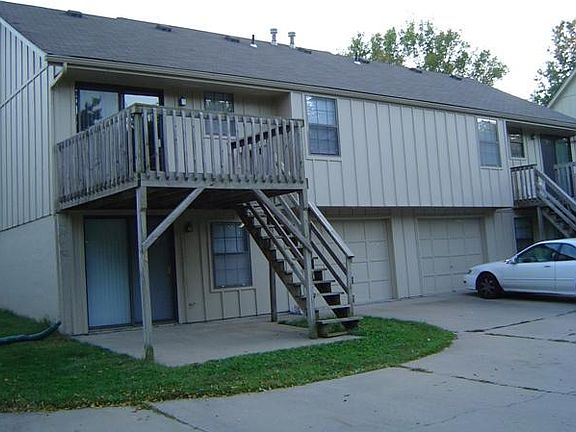 2nd image of 210 W 132nd St