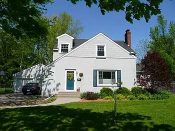 4014 Castle Dr photo 1