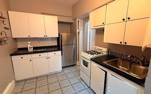 3rd image of 1868 Commonwealth Ave APT 14