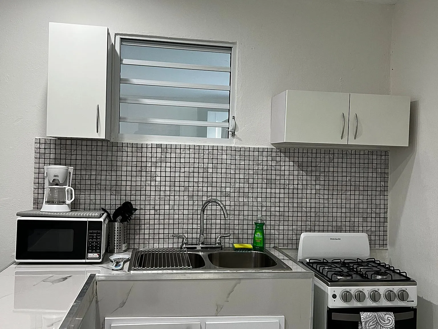 2 bed, 600 sqft, $1,350 — Photo 4