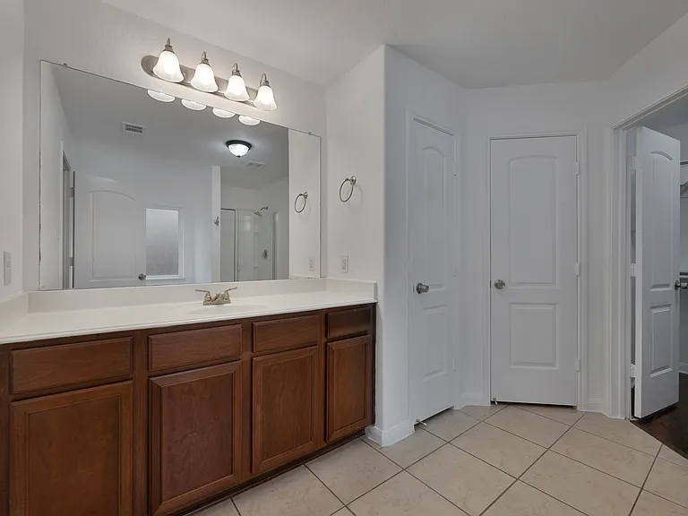 1805 Mesquite Ln — Photo 26