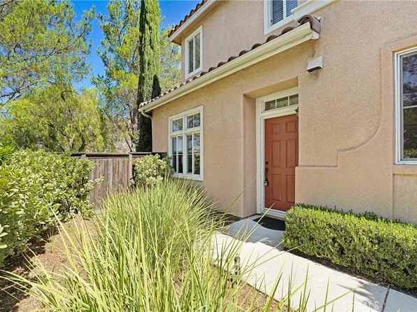 24586 Montevista Cir, Santa Clarita, CA 91354