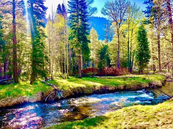 3445 E River Park Dr, South Lake Tahoe, CA 96150