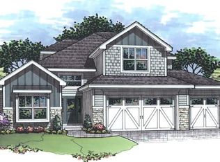 916 Rannoch Ln, Raymore, MO 64083