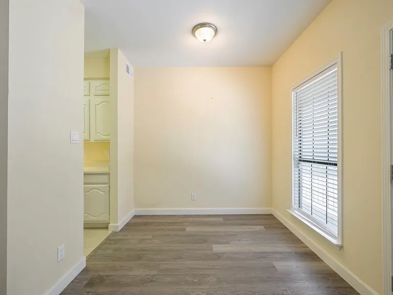 4623 Gaston Ave #7 — Photo 7