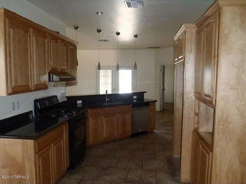 1st image of 3001 W Ironwood Hill Dr
