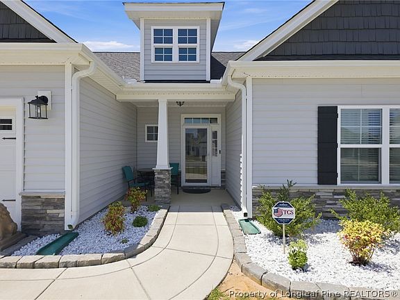 5th image of 282 Tulip Oak Dr