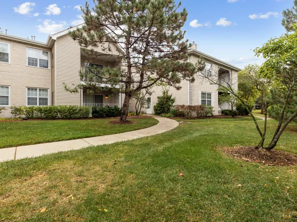 784 N Gary Ave Unit 212, Carol Stream, IL 60188