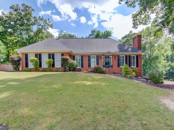 3441 Knollwood Ct, Buford, GA 30519