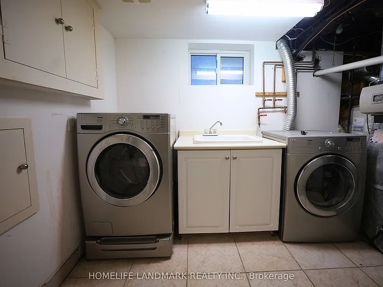 138 Newton Dr — Photo 48