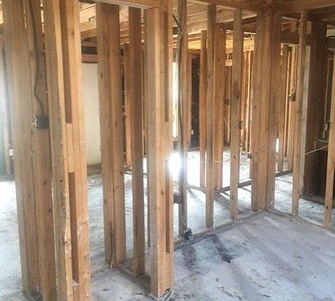 3rd image of 25493 Homestead Dr