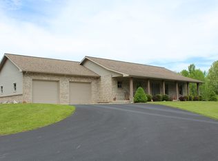 4615 N Custer Rd, Fountain, MI 49410