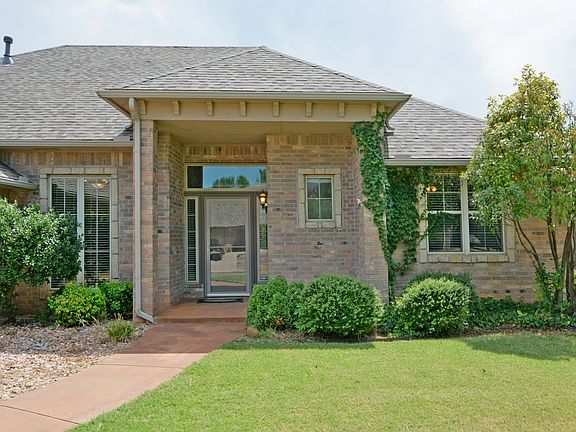 2nd image of 2600 Brenton Dr
