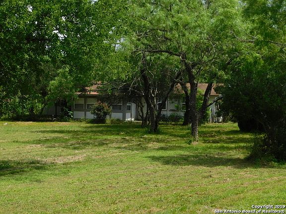 3rd image of 250 County Road 4636