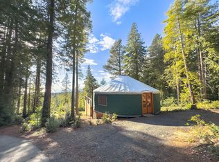 45001 Iversen Rd, Gualala, CA 95445