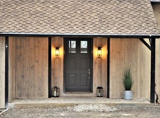 30 Valley Field Rd S, Sandy Hook, CT 06482