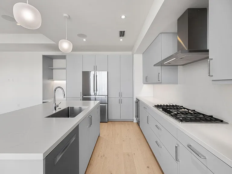 2323 W Main St #506 — Photo 12
