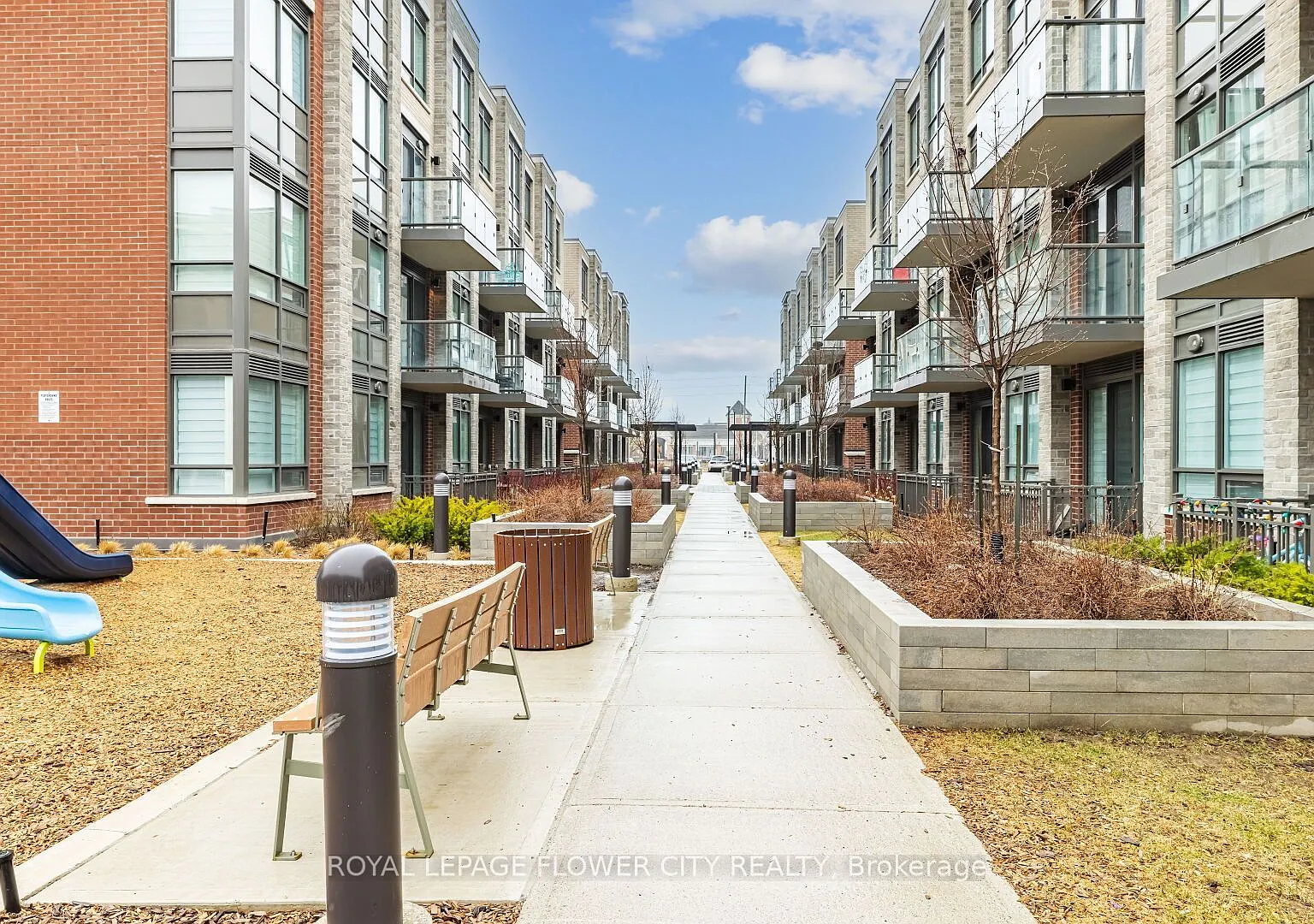 Royal Pine homes — Photo 2