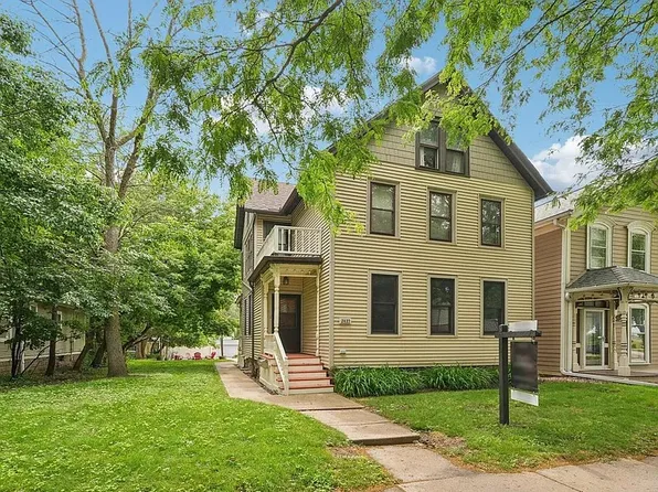 2427 S Wentworth Ave, Milwaukee, WI 53207