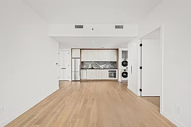 828 Metropolitan Avenue, #901