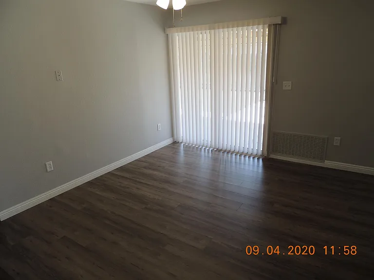 2053 S Plum Ave — Photo 2