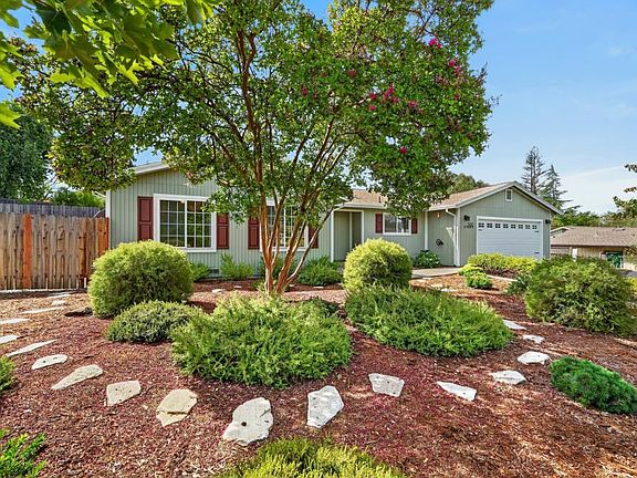 2nd image of 3450 La Canada Dr