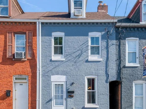 243 N 2nd St, Columbia, PA 17512