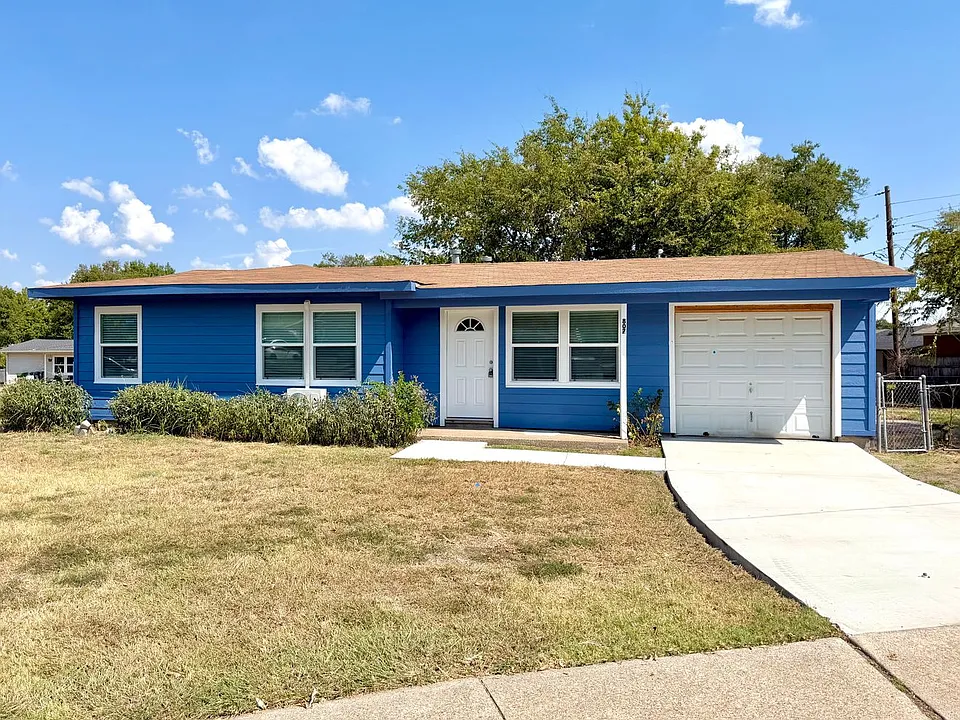 807 Raleigh Cir