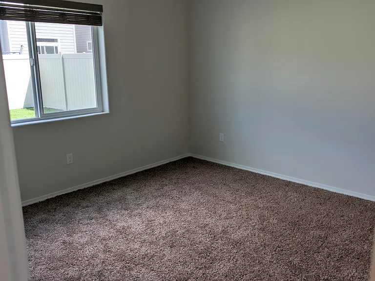 1549 Kenyon Meadow St — Photo 9