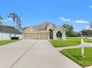 5935 Montford Dr, Zephyrhills, FL 33541