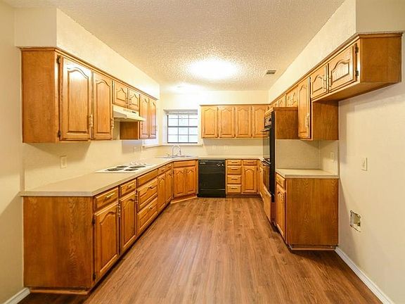 3rd image of 5326 Anchor Cove Cir
