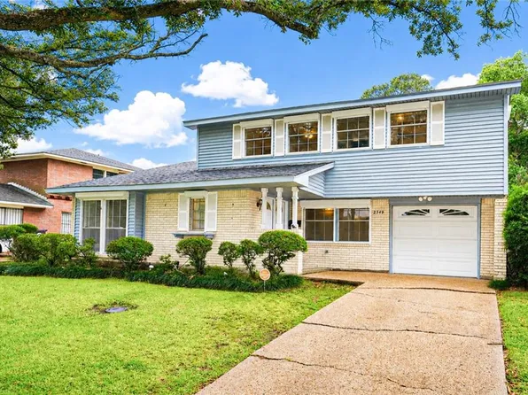 2349 Easter Ln, New Orleans, LA 70114