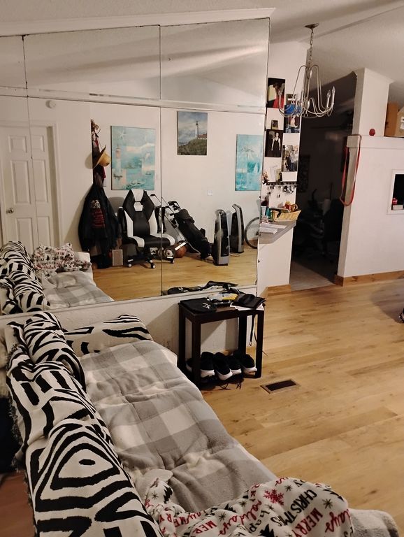 206 Baker St NW - Property Image