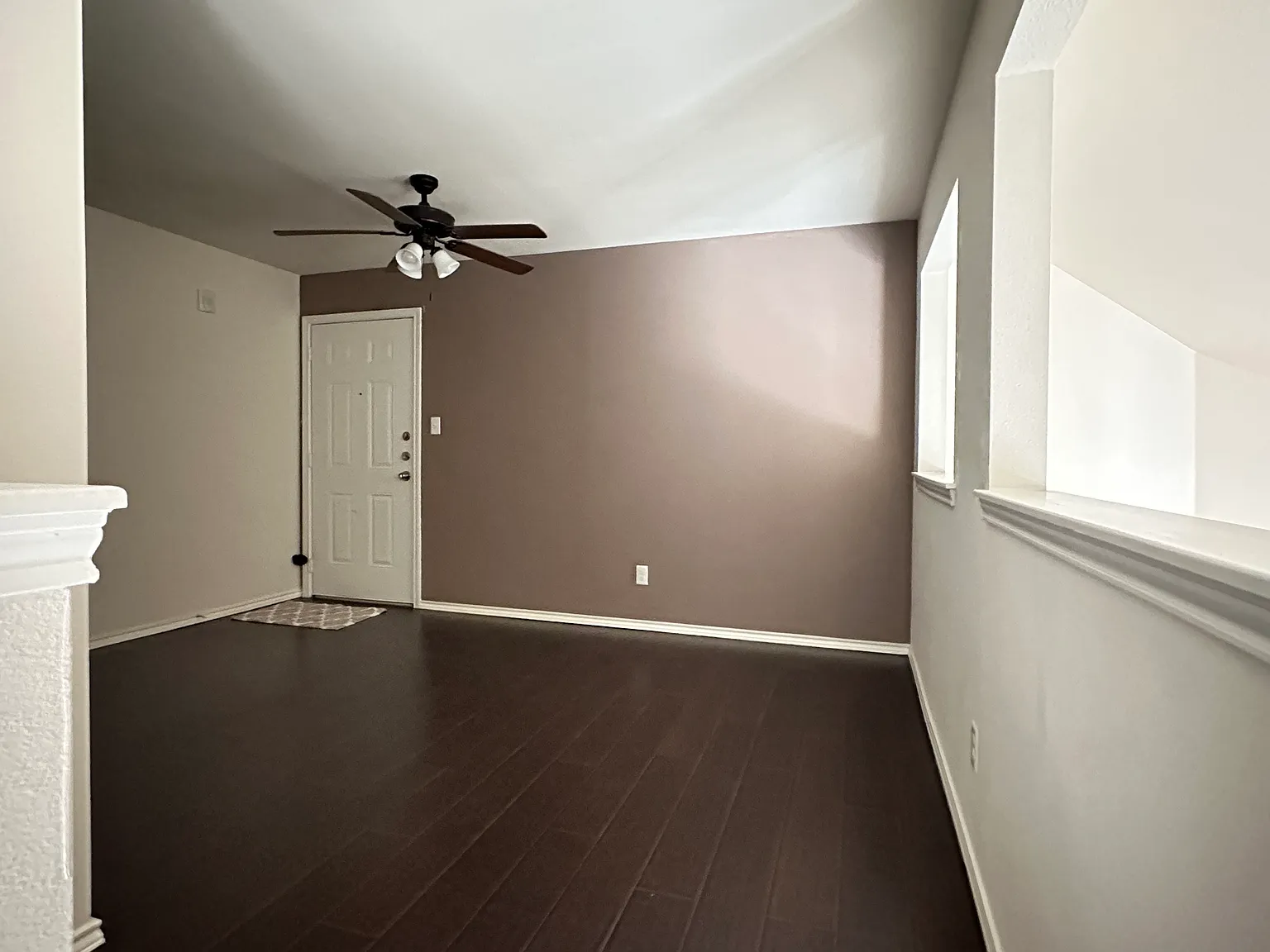 2 bed, 1033 sqft, $1,550 — Photo 3