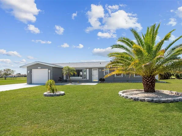 202 Caddy Rd, Rotonda West, FL 33947