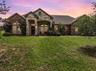 845 W County Line Rd E #E, West, TX 76691
